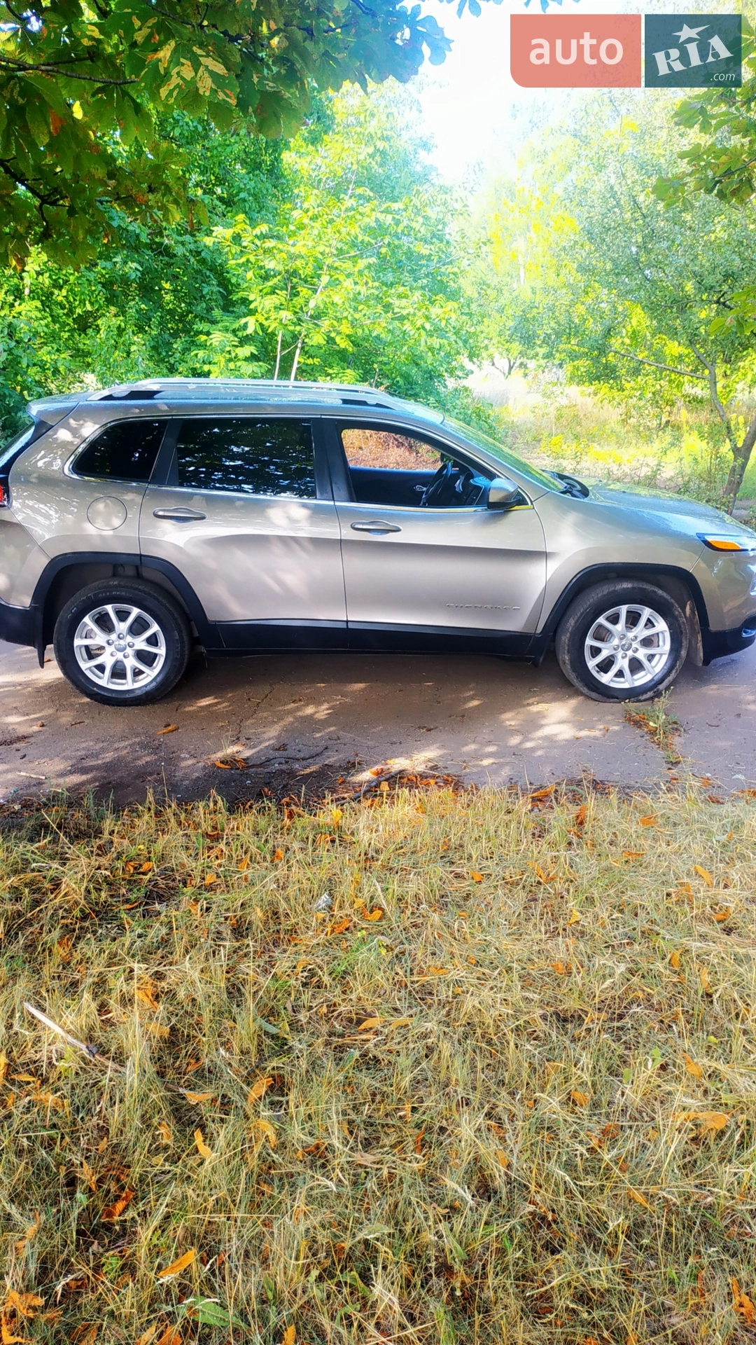 2016 Jeep Cherokee - мініатюра 26