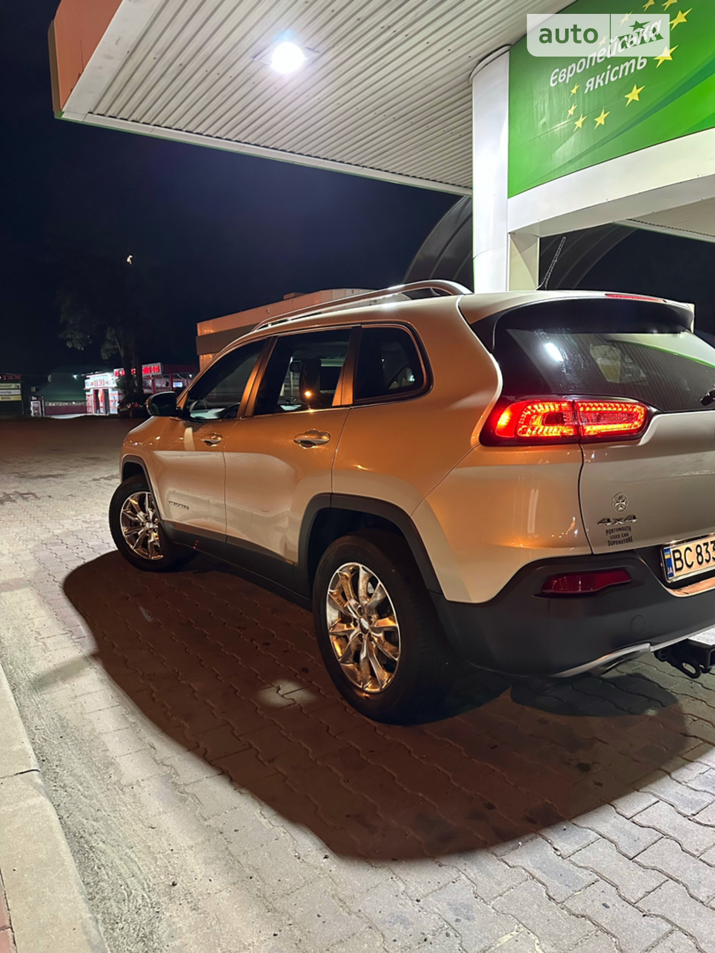 2015 Jeep Cherokee - мініатюра 5