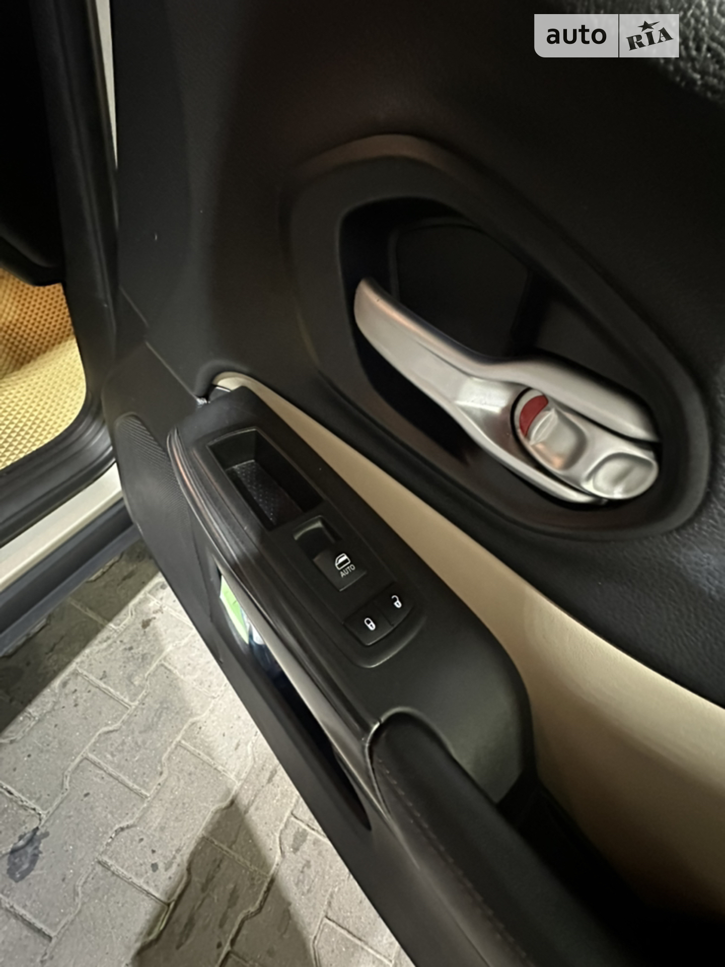 2015 Jeep Cherokee - мініатюра 15