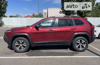 Внедорожник / Кроссовер Jeep Cherokee 2014 в Киеве