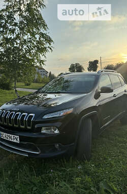 Внедорожник / Кроссовер Jeep Cherokee 2016 в Львове