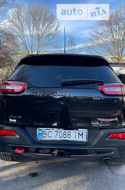 Позашляховик / Кросовер Jeep Cherokee 2015 в Львові