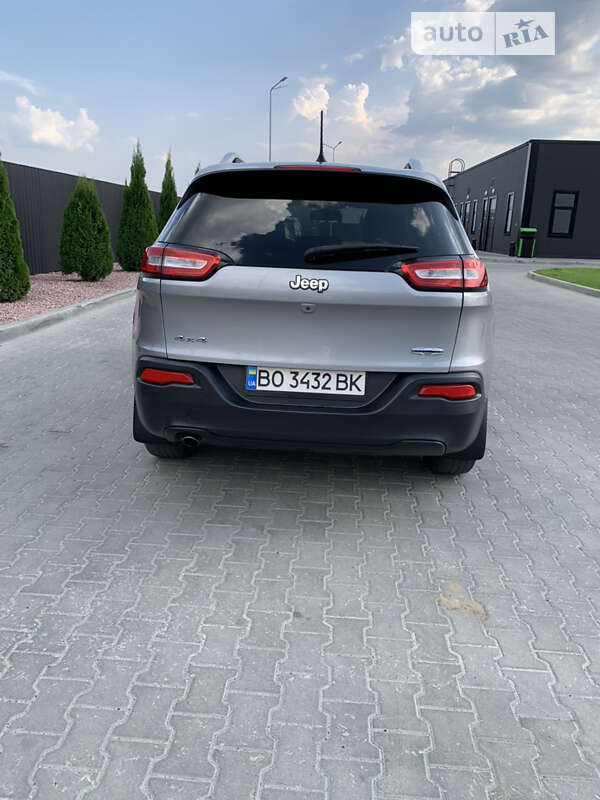 Внедорожник / Кроссовер Jeep Cherokee 2017 в Тернополе