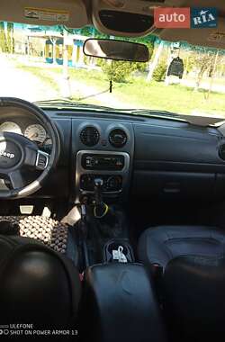 Внедорожник / Кроссовер Jeep Cherokee 2002 в 