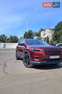 Внедорожник / Кроссовер Jeep Cherokee 2018 в 