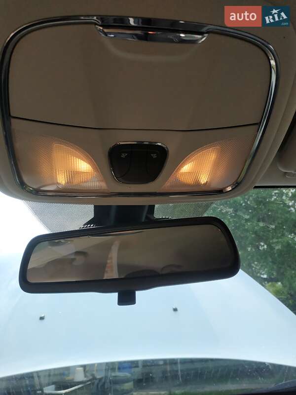 Позашляховик / Кросовер Jeep Cherokee 2016 в Львові