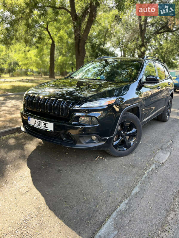 Внедорожник / Кроссовер Jeep Cherokee 2016 в Одессе