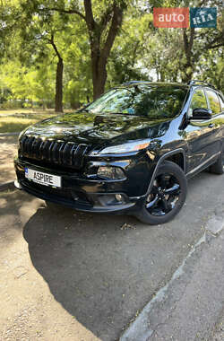 Внедорожник / Кроссовер Jeep Cherokee 2016 в 