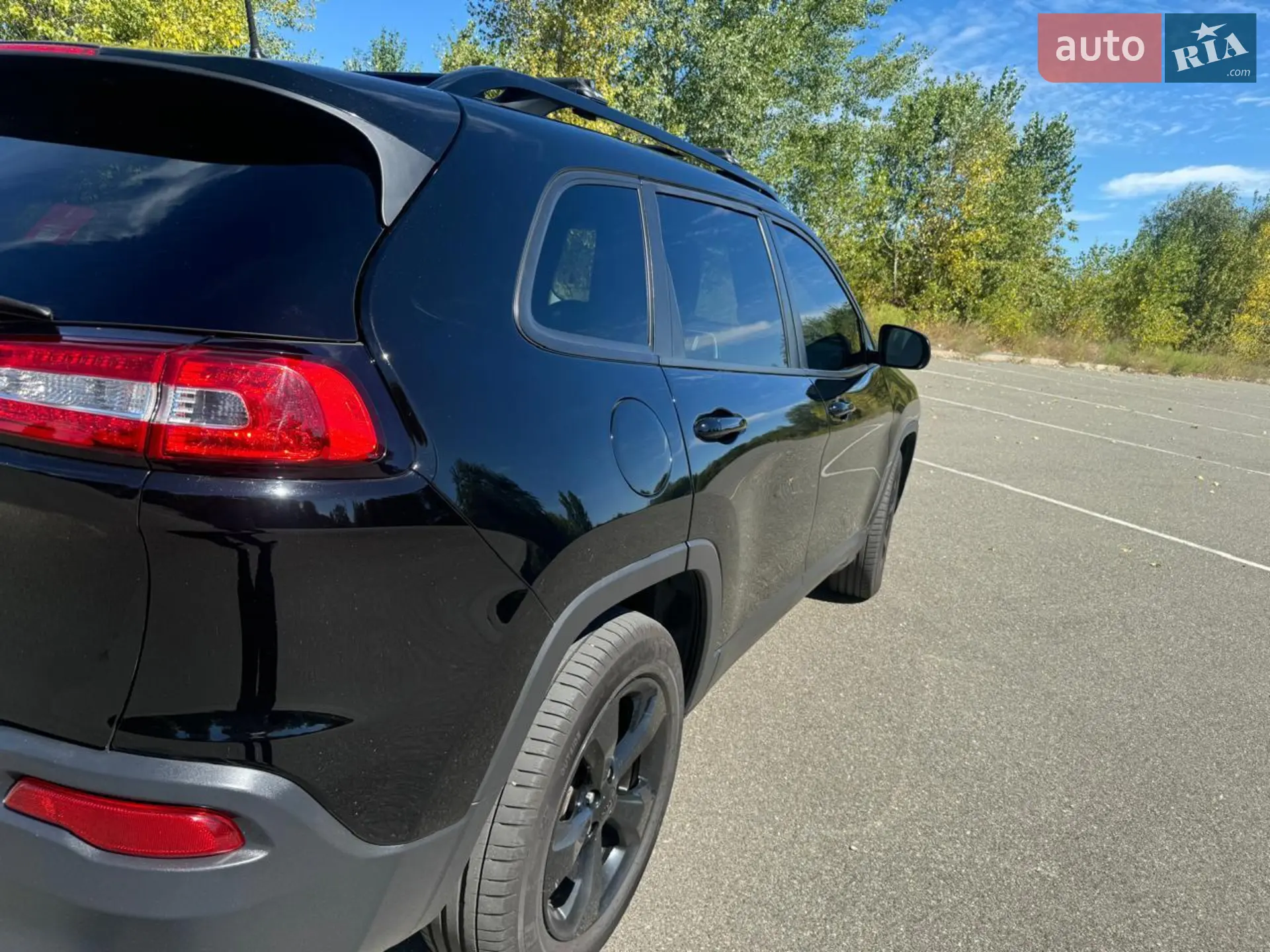2017 Jeep Cherokee - мініатюра 9