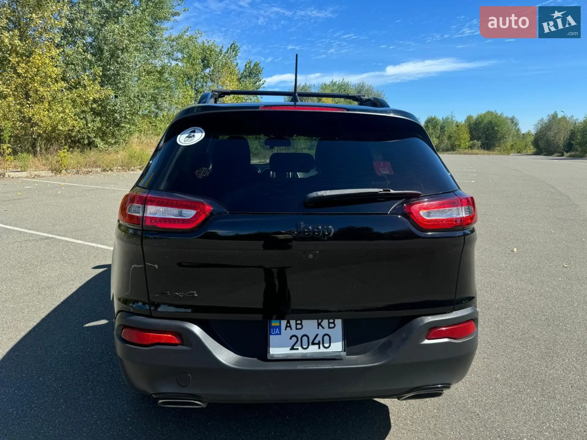 2017 Jeep Cherokee - мініатюра 12