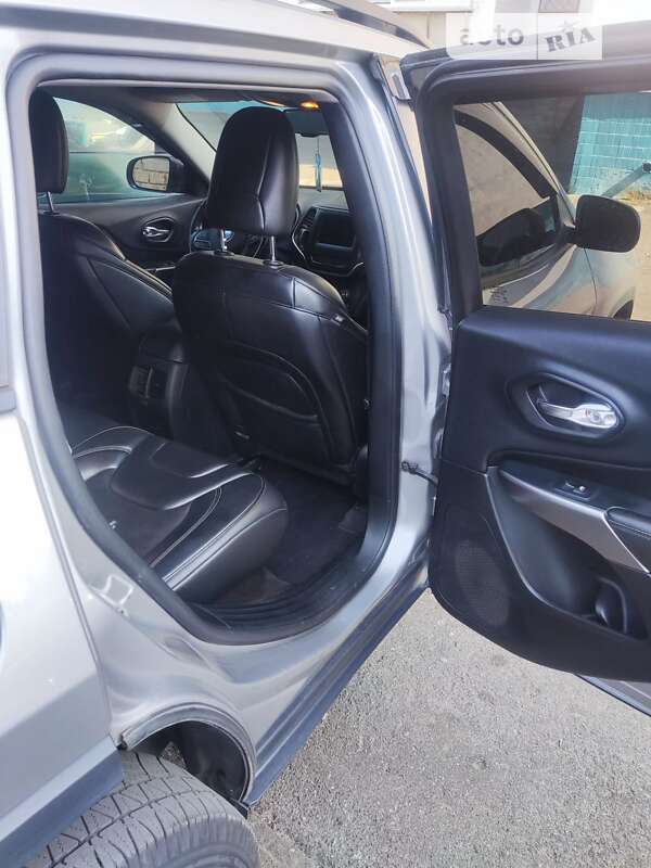 Jeep Cherokee 2018