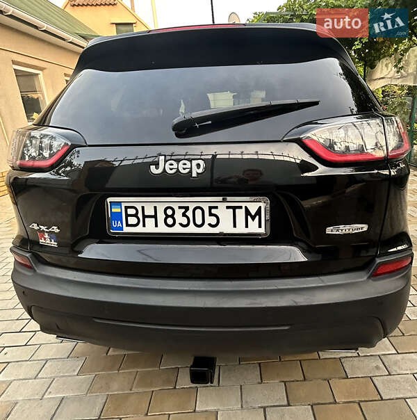 Внедорожник / Кроссовер Jeep Cherokee 2018 в Рени