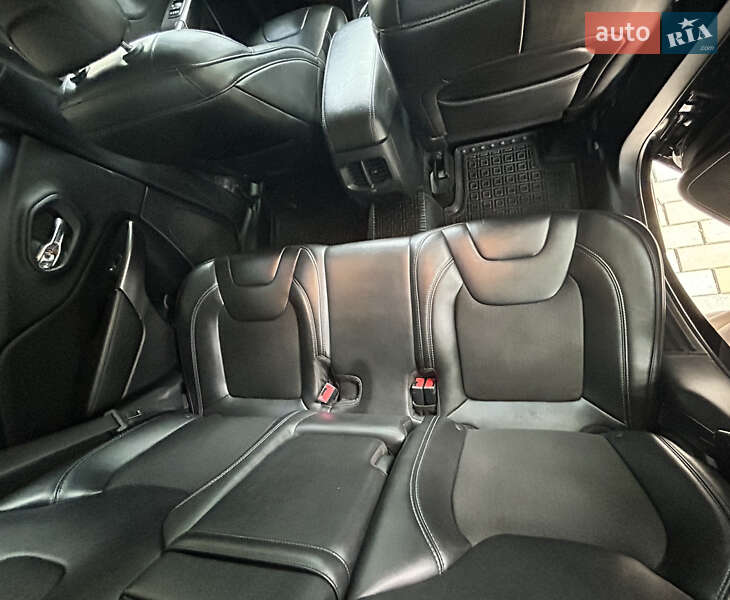 Внедорожник / Кроссовер Jeep Cherokee 2018 в Рени