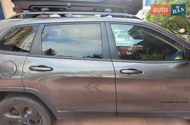 Позашляховик / Кросовер Jeep Cherokee 2017 в Херсоні