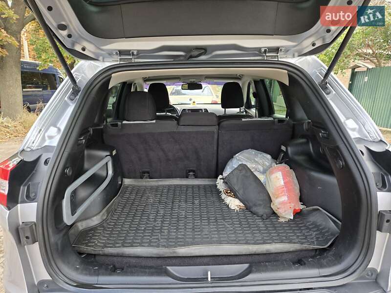 Позашляховик / Кросовер Jeep Cherokee 2013 в Сумах фото 7 Позашляховик / Кросовер Jeep Cherokee 2013 в Сумах