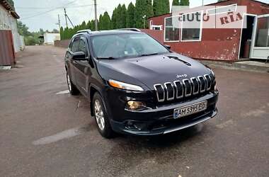 Позашляховик / Кросовер Jeep Cherokee 2015 в Житомирі