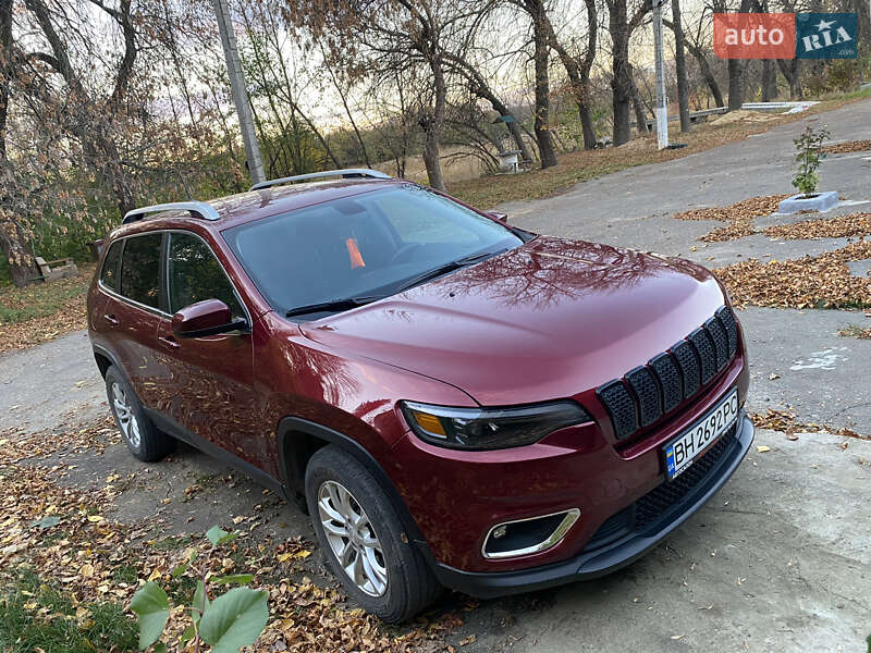 Внедорожник / Кроссовер Jeep Cherokee 2018 в Подольске