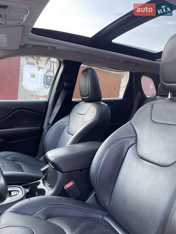 Позашляховик / Кросовер Jeep Cherokee 2019 в Хмельницькому