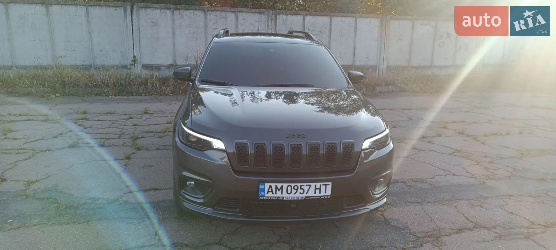 2021 Jeep Cherokee - мініатюра 3