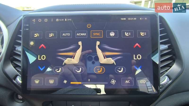 Позашляховик / Кросовер Jeep Cherokee 2017 в Львові