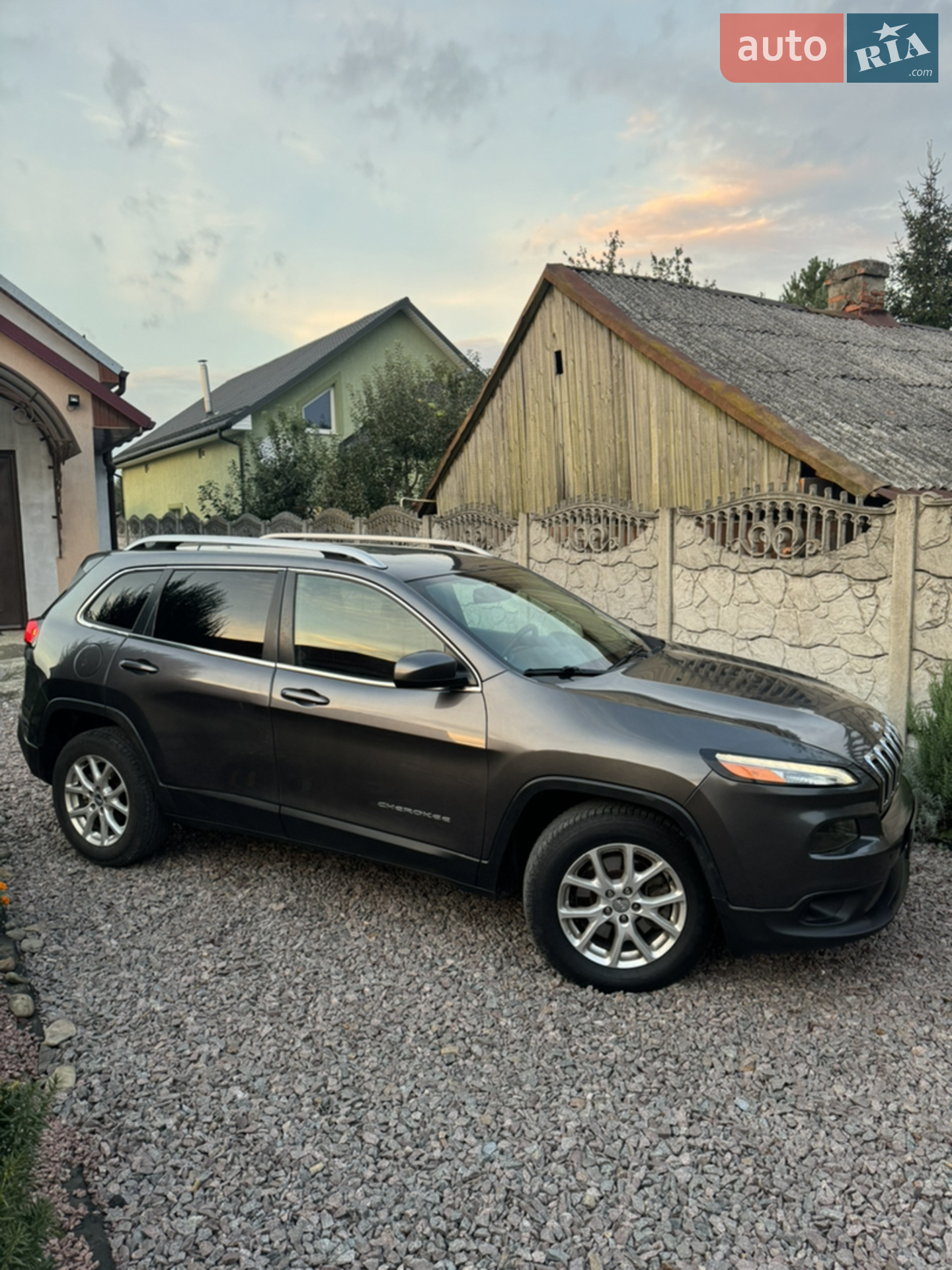 2015 Jeep Cherokee - мініатюра 2