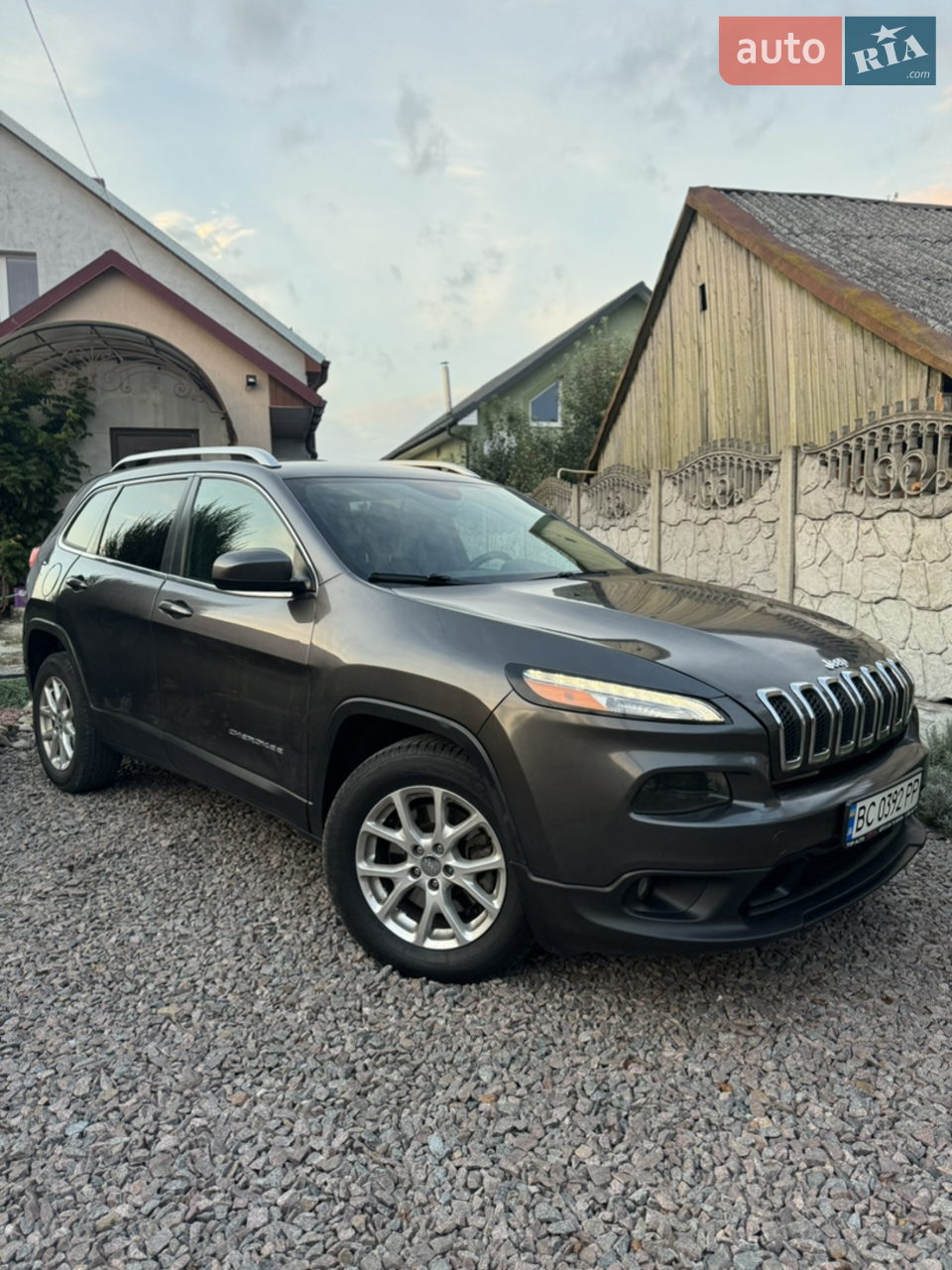 2015 Jeep Cherokee - мініатюра 44