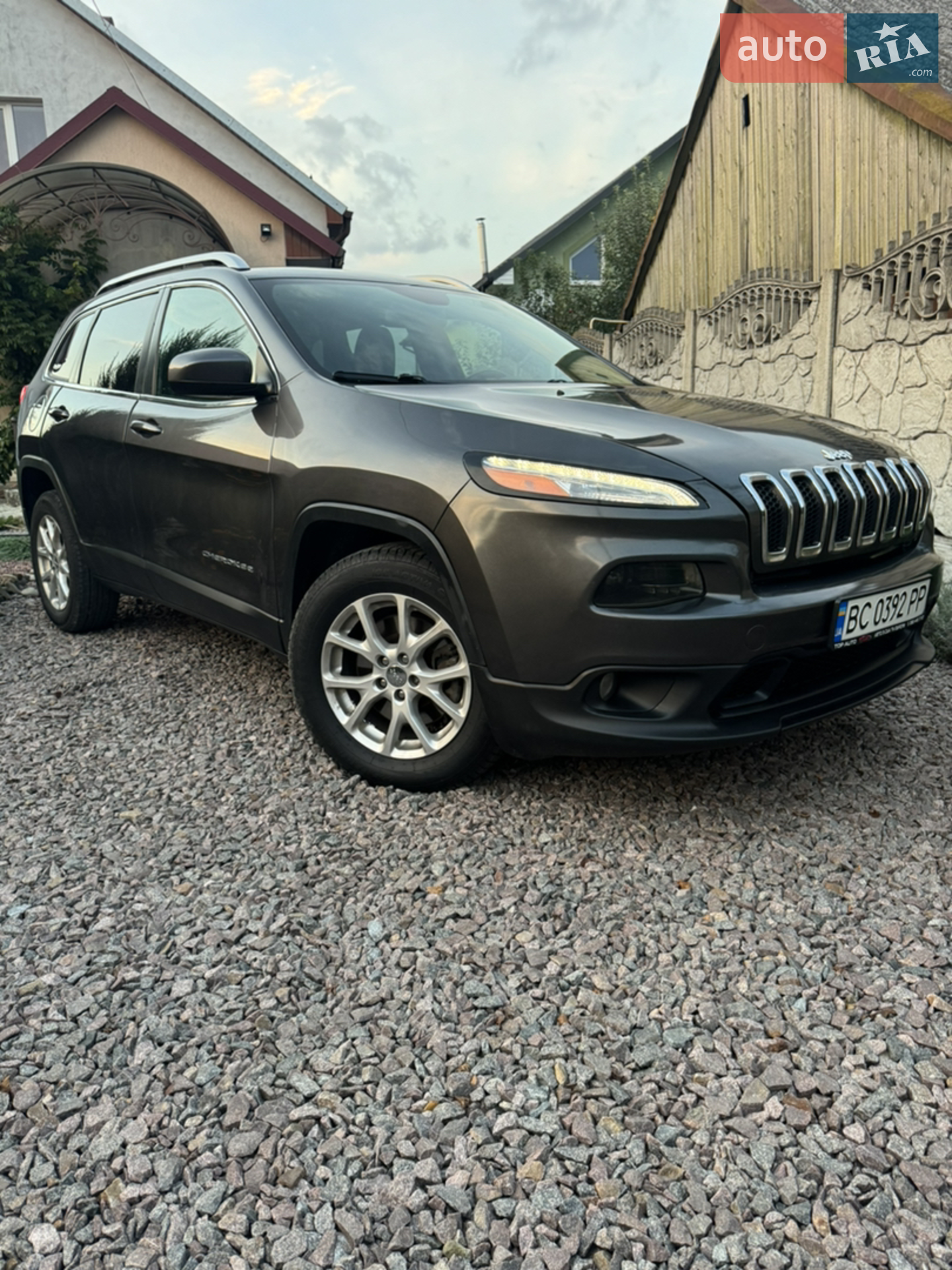 2015 Jeep Cherokee - мініатюра 9
