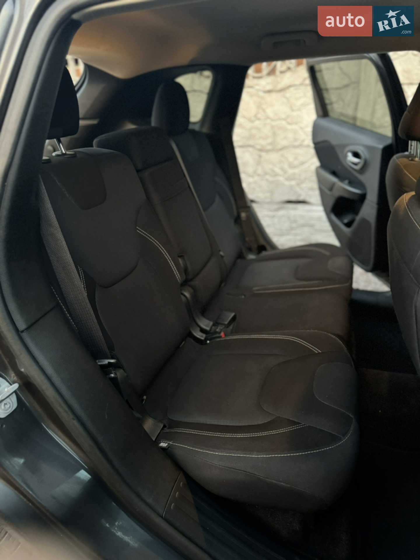 2015 Jeep Cherokee - мініатюра 43