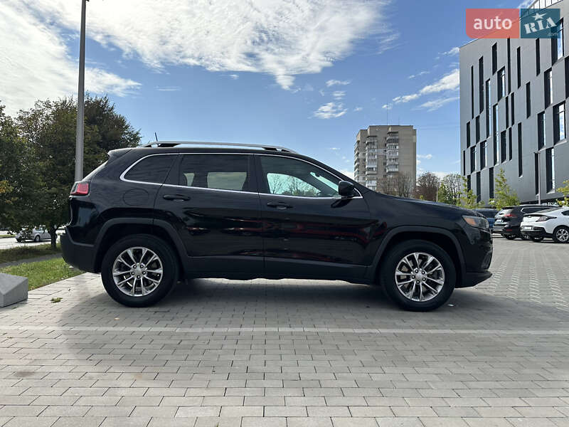 Внедорожник / Кроссовер Jeep Cherokee 2018 в Ровно