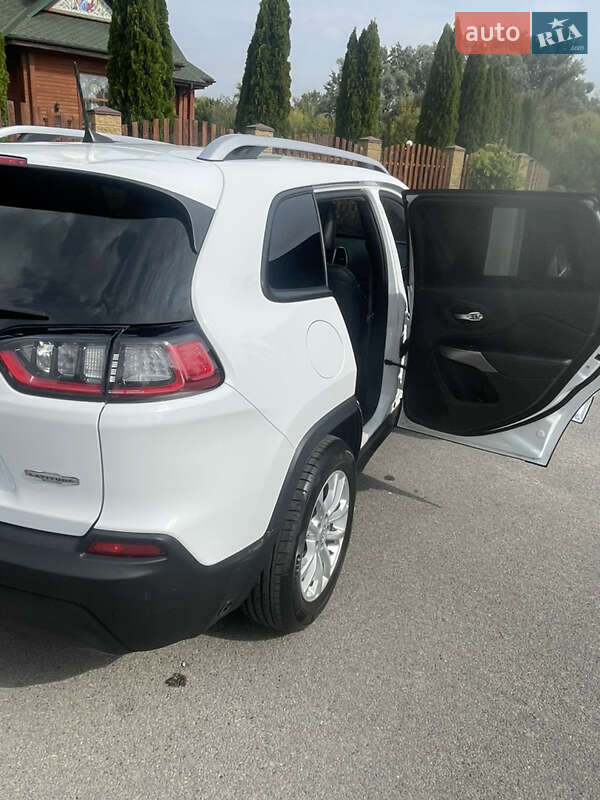 Внедорожник / Кроссовер Jeep Cherokee 2020 в Днепре