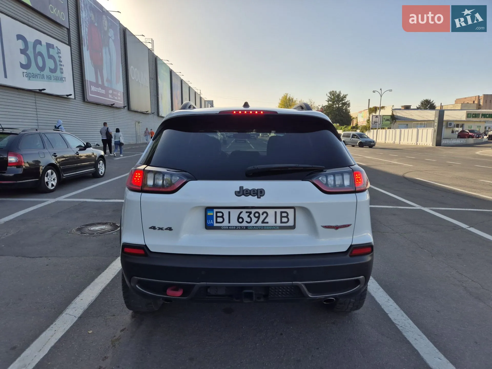 2018 Jeep Cherokee - мініатюра 8