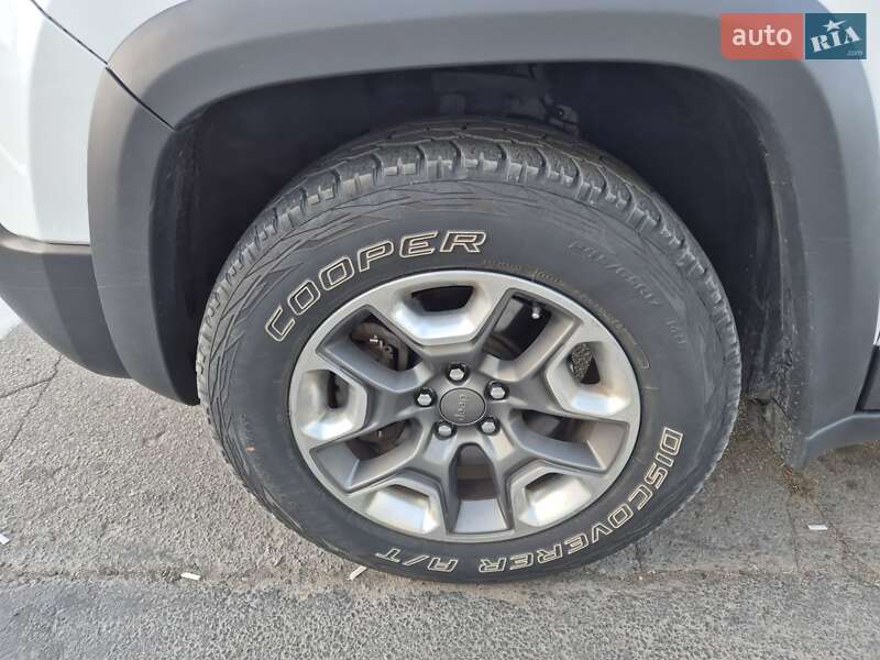 Позашляховик / Кросовер Jeep Cherokee 2018 в Полтаві