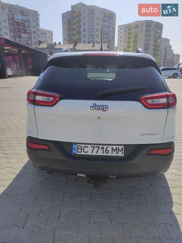 Позашляховик / Кросовер Jeep Cherokee 2016 в Львові