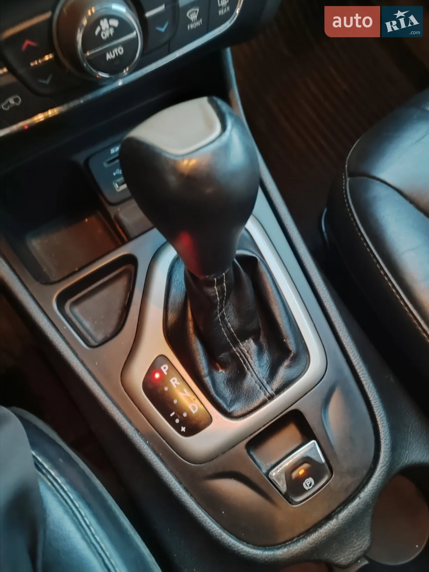 2014 Jeep Cherokee - мініатюра 9