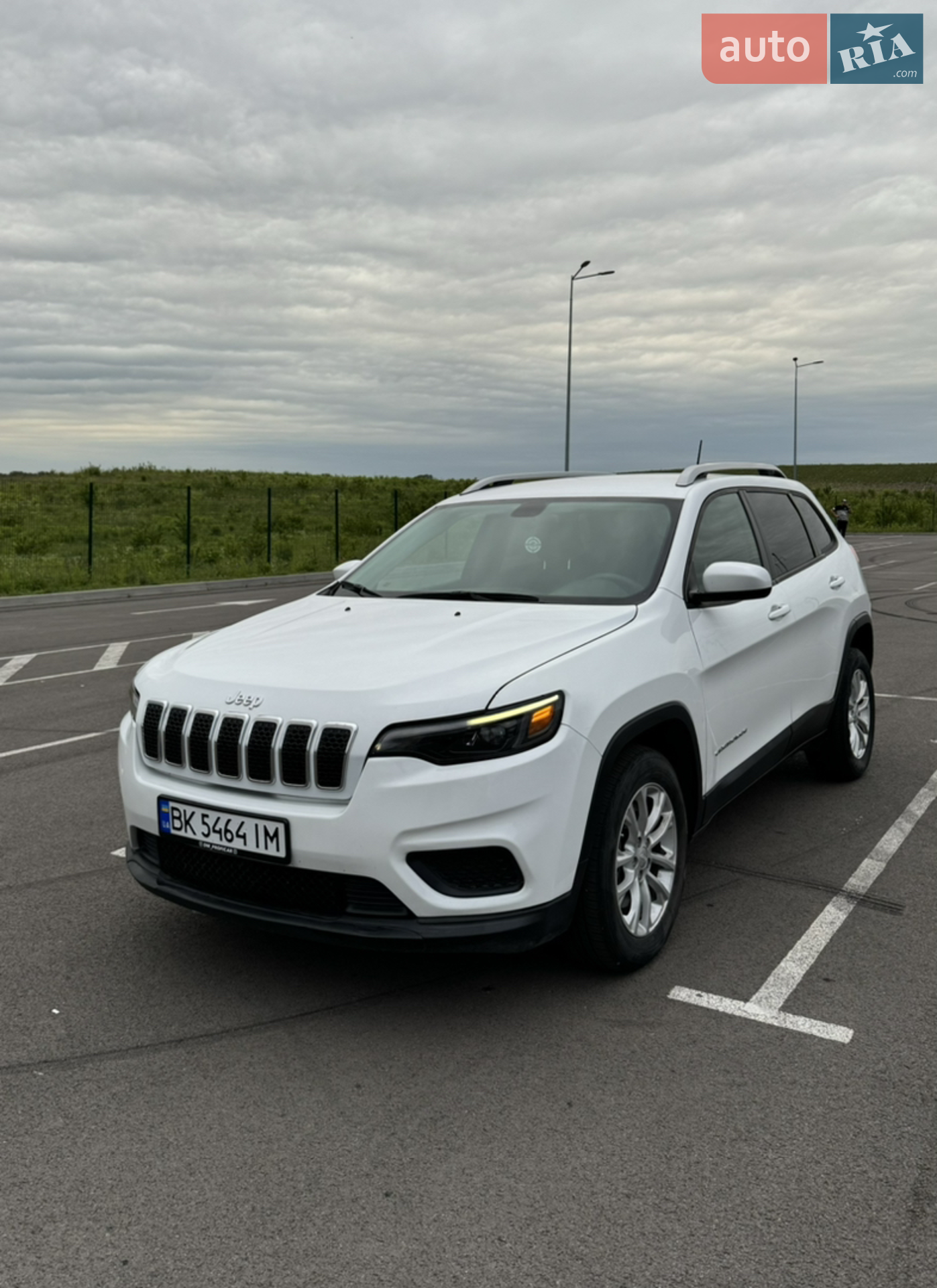2020 Jeep Cherokee - фото 1
