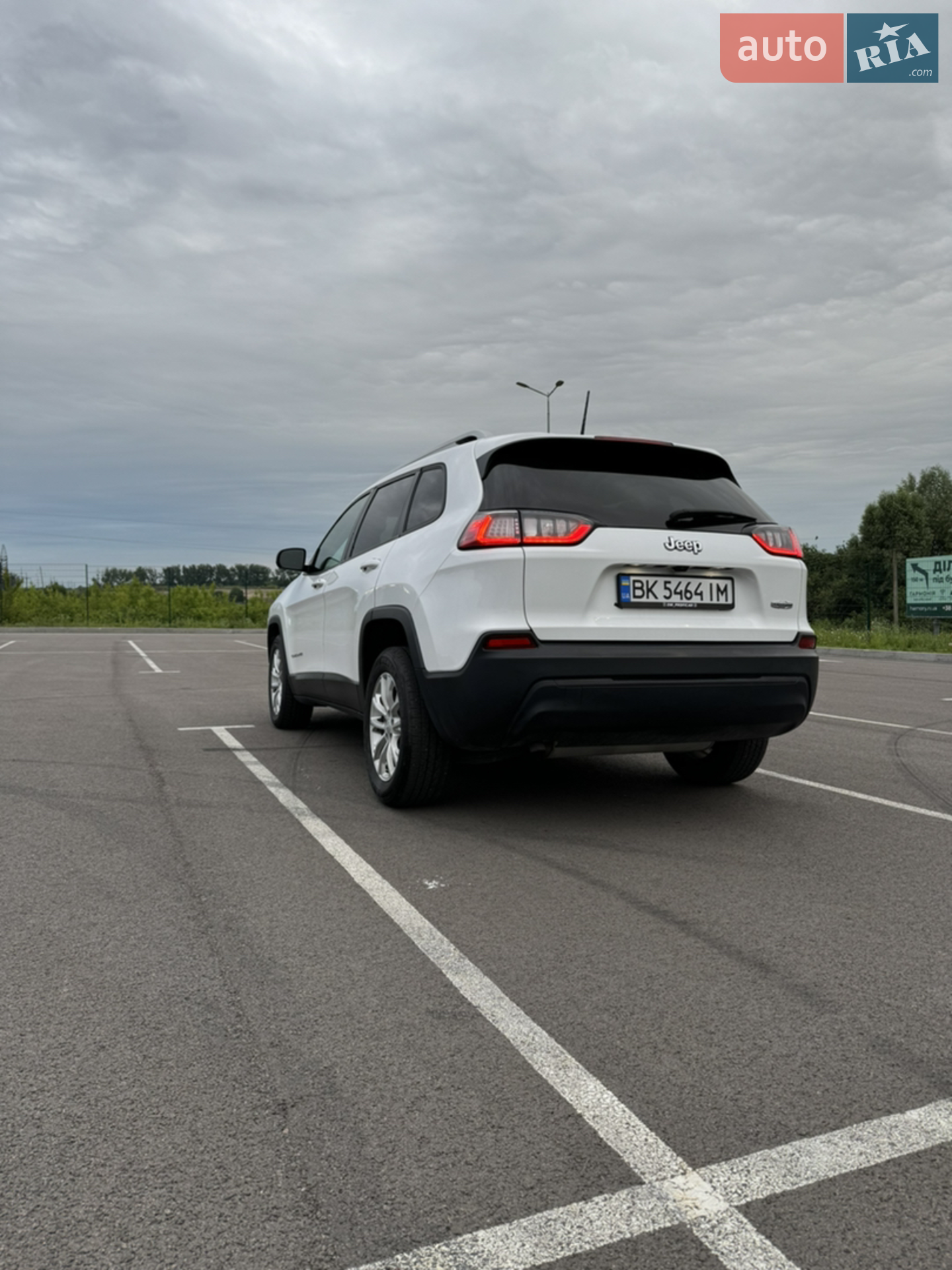 2020 Jeep Cherokee - мініатюра 11