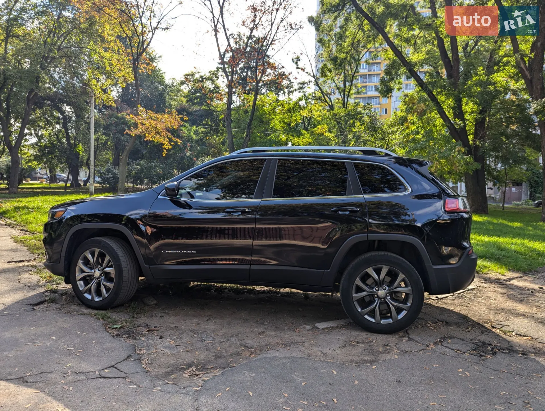 2018 Jeep Cherokee - мініатюра 25