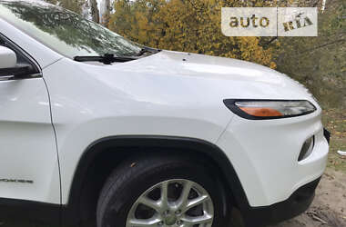 Внедорожник / Кроссовер Jeep Cherokee 2015 в 