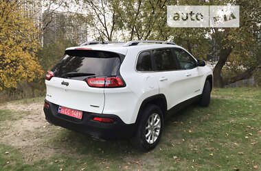 Внедорожник / Кроссовер Jeep Cherokee 2015 в 