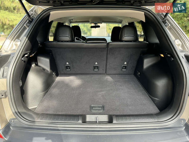 Позашляховик / Кросовер Jeep Cherokee 2018 в Києві