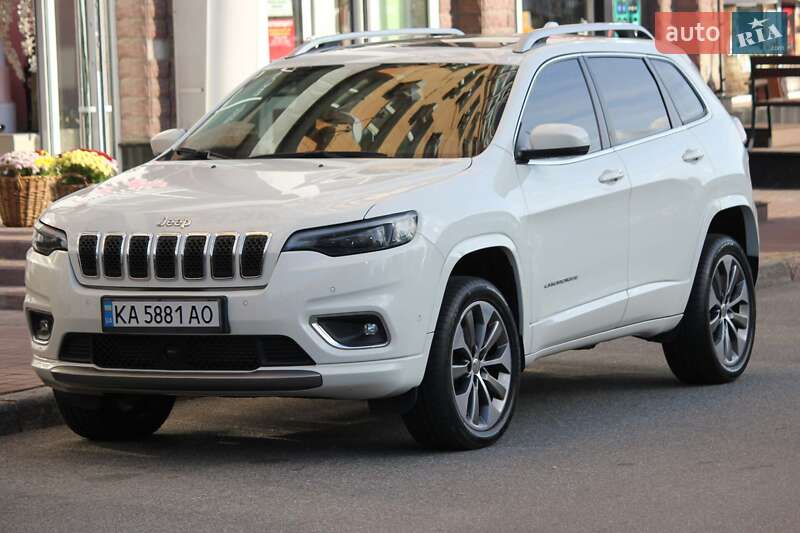 Внедорожник / Кроссовер Jeep Cherokee 2018 в Киеве