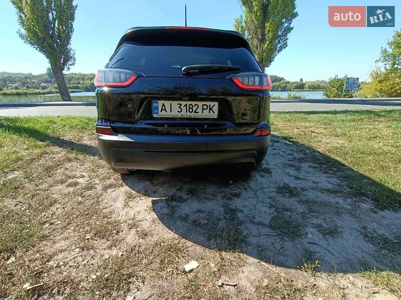 Внедорожник / Кроссовер Jeep Cherokee 2019 в Василькове фото 5 Внедорожник / Кроссовер Jeep Cherokee 2019 в Василькове