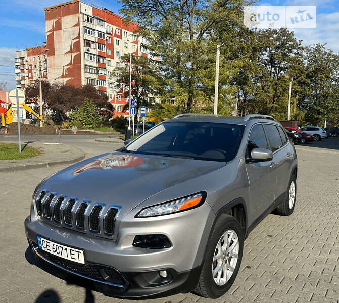 Позашляховик / Кросовер Jeep Cherokee 2016 в Чернівцях