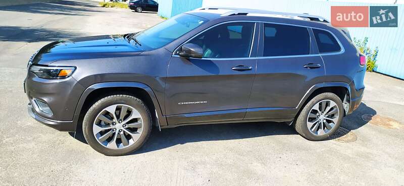 Внедорожник / Кроссовер Jeep Cherokee 2018 в Киеве фото 4 Внедорожник / Кроссовер Jeep Cherokee 2018 в Киеве