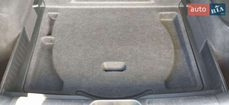 Внедорожник / Кроссовер Jeep Cherokee 2018 в Киеве фото 19 Внедорожник / Кроссовер Jeep Cherokee 2018 в Киеве