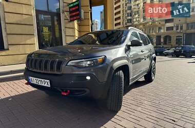 Позашляховик / Кросовер Jeep Cherokee 2019 в Києві