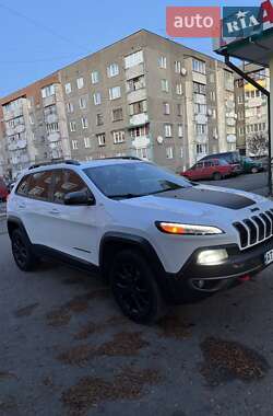 Позашляховик / Кросовер Jeep Cherokee 2014 в Івано-Франківську