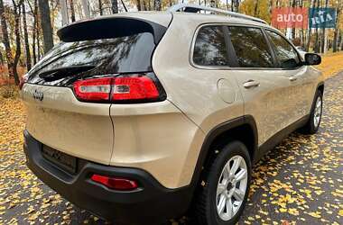 Позашляховик / Кросовер Jeep Cherokee 2015 в Києві