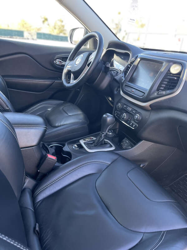 Внедорожник / Кроссовер Jeep Cherokee 2015 в Киеве фото 19 Внедорожник / Кроссовер Jeep Cherokee 2015 в Киеве