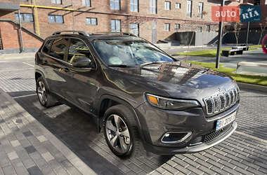Позашляховик / Кросовер Jeep Cherokee 2021 в 
